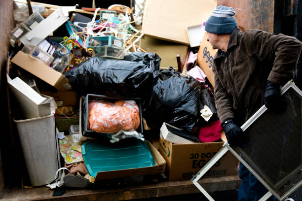 Best Trash Removal Near Me  in De Kal, TX