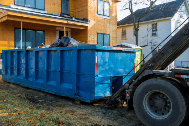 Best Attic Cleanout Services  in De Kal, TX